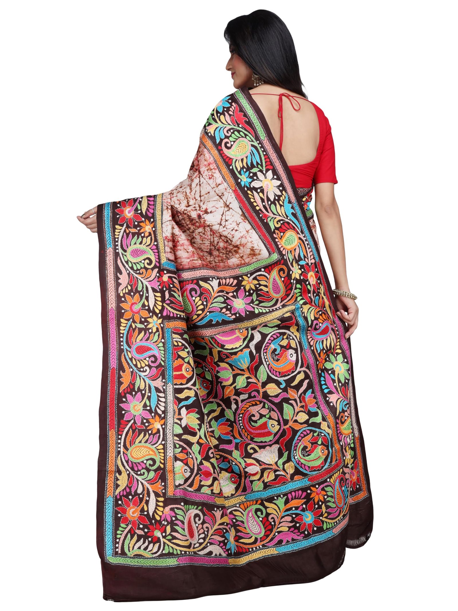 Ruprekha Fashion Women's Off-White Colour Hand Embroidered Kantha Stitch On Batik Printed Saree - Image 4